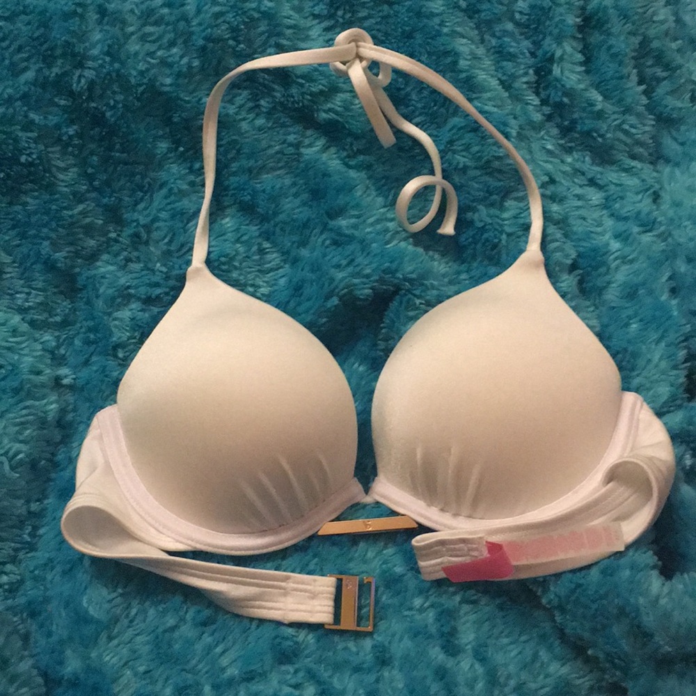 Bombshell Victoria secret bikini top